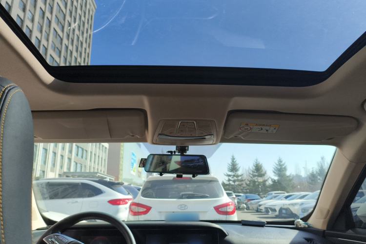 Used Bestune T77 2020 PRO 280 TID Automatic Luxury Model Headliner