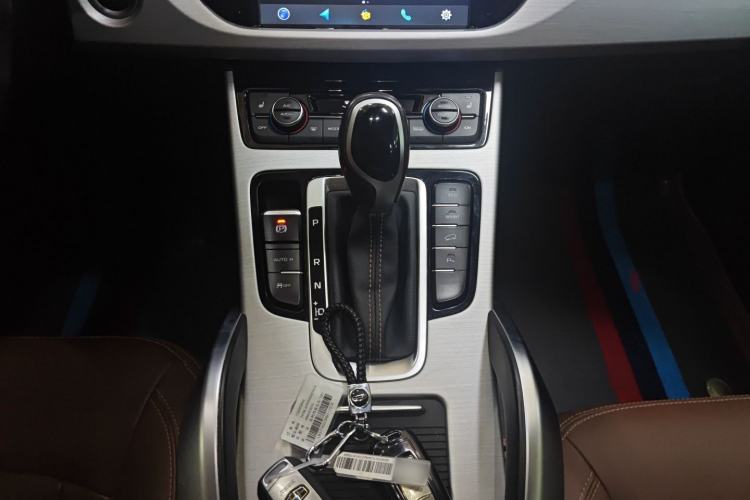 Used Geely Auto Emgrand X7 Sport 2016 1.8TD Automatic ZhiZun Version
