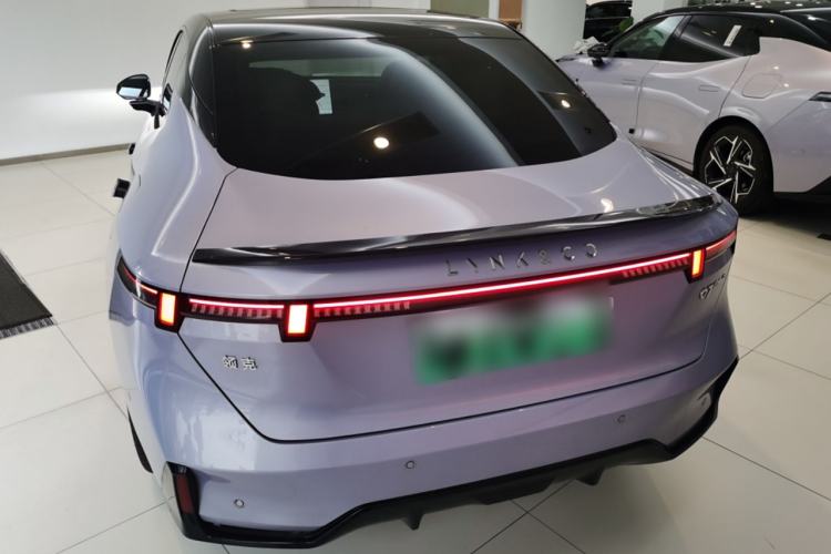 Used Lynk & Co 07 2024 EM-P 126 Long-Range Intelligent Driving Ultra
