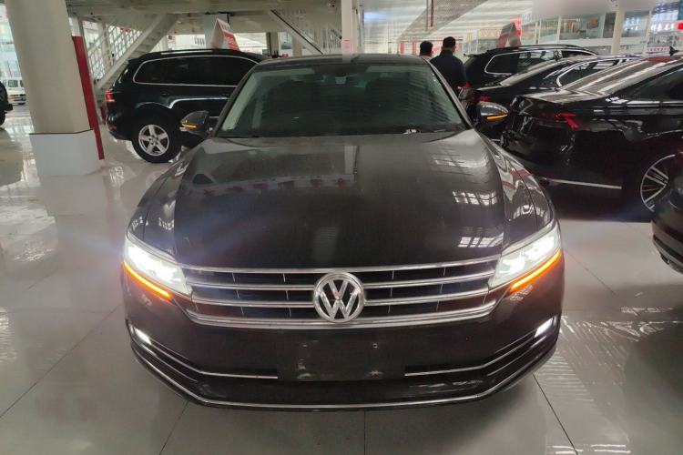 Used Volkswagen Phideon 2018 Revised Version 380TSI Two-Wheel-Drive Flagship Edition
