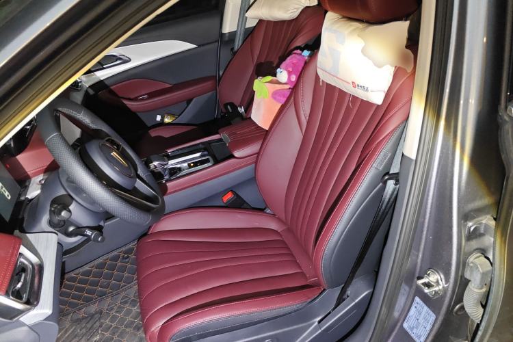 Used Hongqi H5 2025 1.5T DCT Qiyun 500 000th Unit Commemorative Edition Left Front Seat