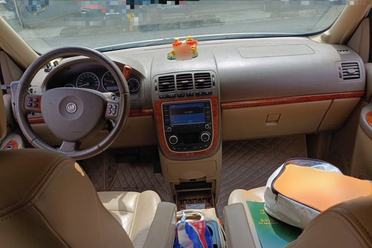 Used Buick GL8 2006 Lu Zun 3.0L GT Elite Edition

