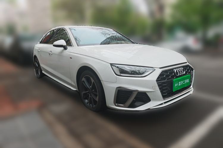 Used Audi A4L 2022 40 TFSI Fashion Dynamic Model
