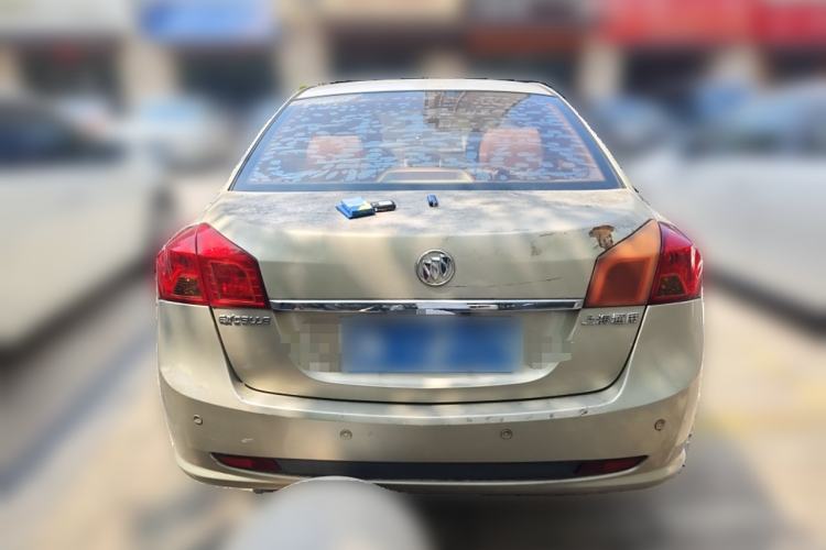 Used Buick Excelle 2013 1.5L Automatic Classic Model
