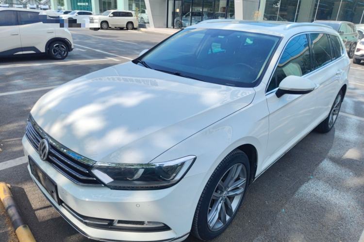 Used Volkswagen Variant 2017 380TSI Two-Wheel Drive Comfort Edition