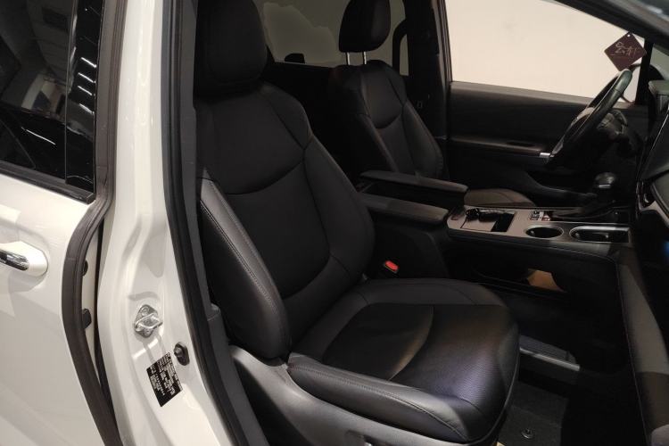 Used Toyota Sienna 2021 2.5L Hybrid Premium Edition
