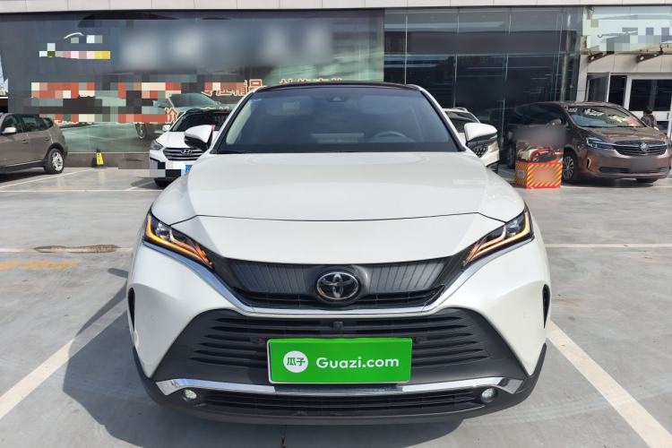 Used Toyota Harrier 2022 2.0L CVT Two-Wheel Drive Deluxe Edition
