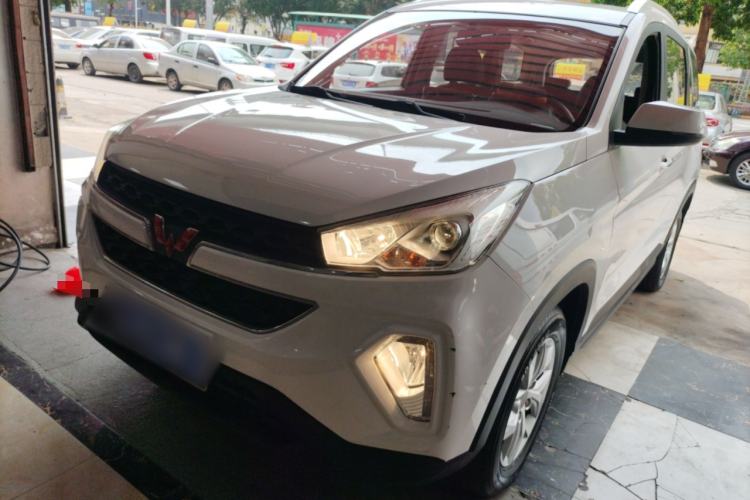 Used Wuling Hongguang S3 2019 Automatic Clutch Version 1.5L Manual Luxury Model China V Standard