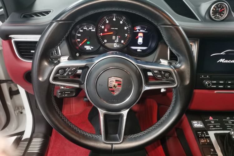 Used Porsche Macan 2017 Macan 2.0T
