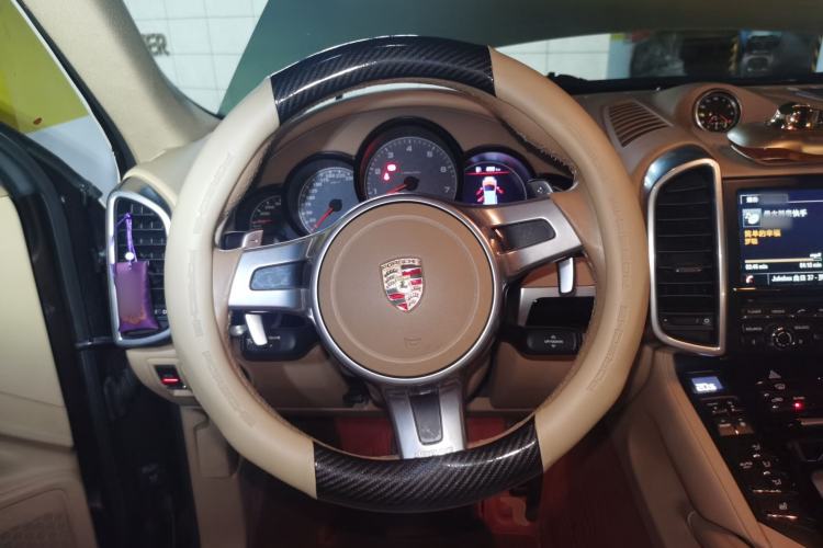 Used Porsche Cayenne 2013 3.6L automatic transmission U.S. specification