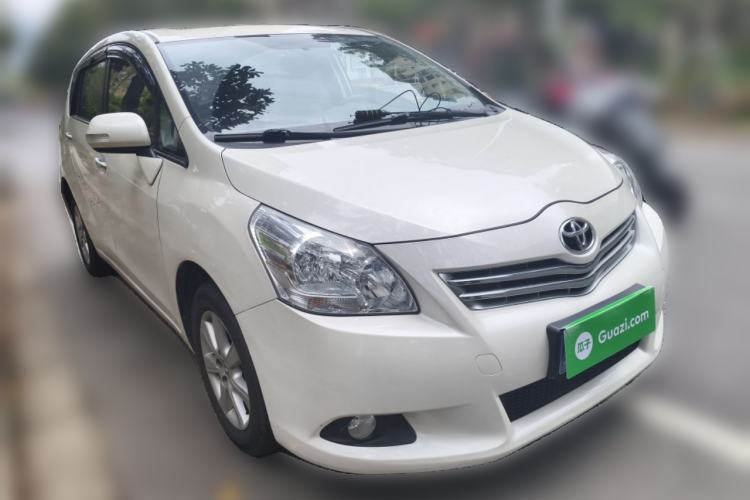 Used Toyota Verso 2014 Starlight 180G CVT Luxury Edition Front Right 45 Deg