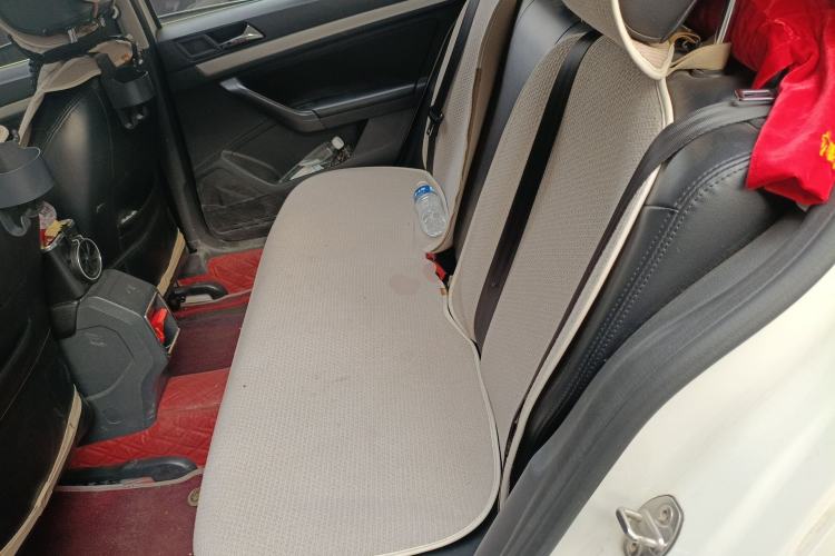 Used Volkswagen Lavida 2018 Classic 1.5L Automatic Fashion Edition China VI Standard Left Rear Seat