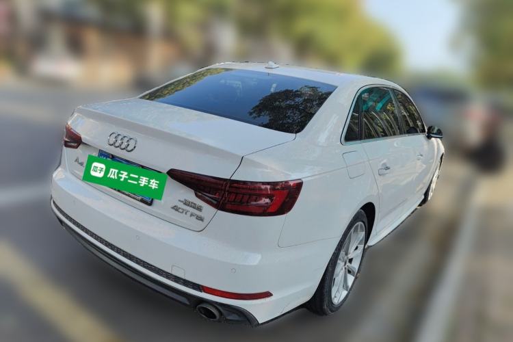 Used Audi A4L 2018 30th Anniversary Edition 40 TFSI Fashion Model
