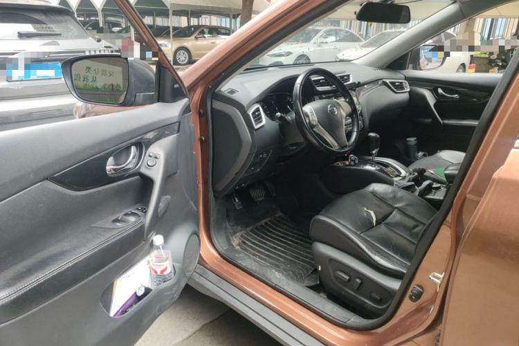 Used Nissan X-Trail 2014 2.5L CVT Luxury Edition 4WD
