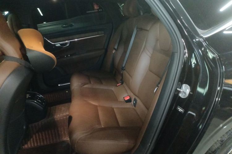 Used Volvo S90 2024 B5 Zhiyuan Luxury Edition