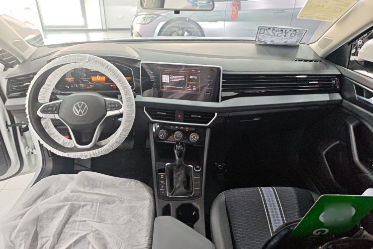 Used Volkswagen Sagitar 2025 Facelift 200TSI DSG Flyover Edition
