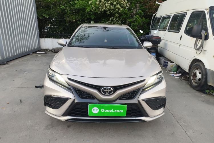 Used Toyota Camry 2021 2.0S FENGSHANG Edition

