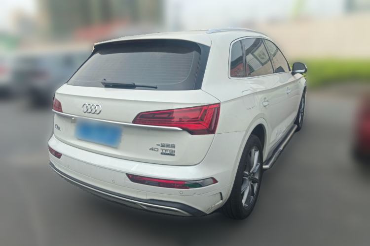 Used Audi Q5L 2023 40T Luxury Elegant Model Rear Right 45 Deg