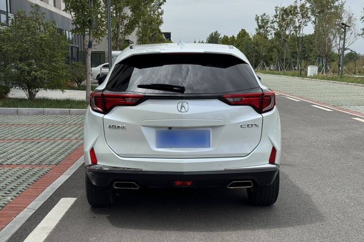 Used Acura CDX 2016 1.5T Two-Wheel Drive Deluxe Edition
