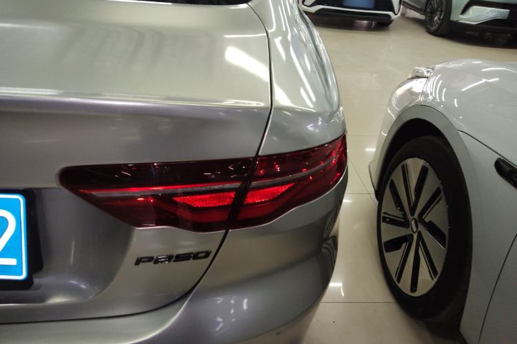 Used Jaguar XEL 2021 2.0T 250 PS Black Edition Sport Version