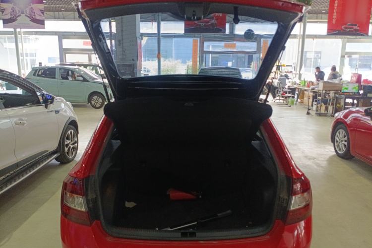 Used Skoda Rapid Spaceback 2016 Revised 1.6L Automatic Smart Drive Version
