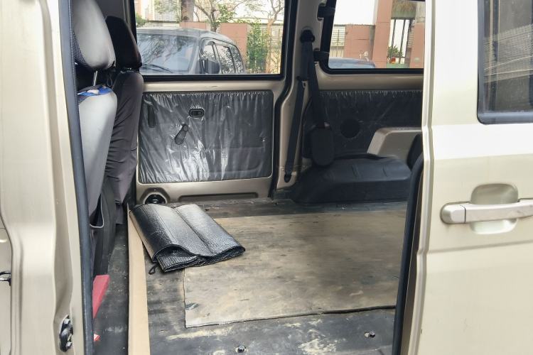 Used Wuling Rongguang V 2016 1.5L Standard Version Left Rear Seat