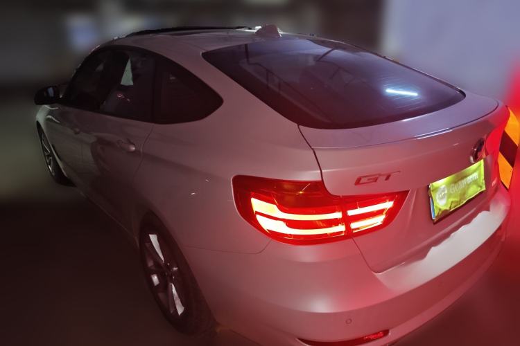 Used BMW 3 Series GT 2016 320i Fashion Model Rear Left 45 Deg