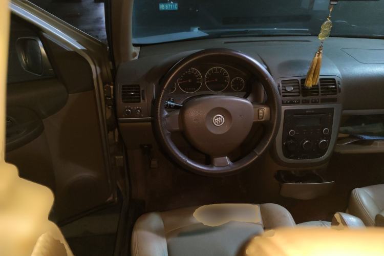 Used Buick GL8 2011 2.4L CT Comfort Edition