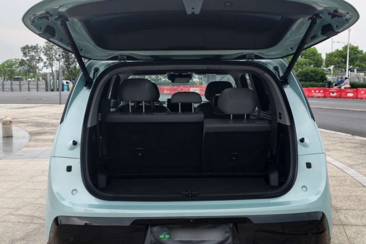 Used Zeekr MIX 2025 Intelligent Driving Version Interior 6