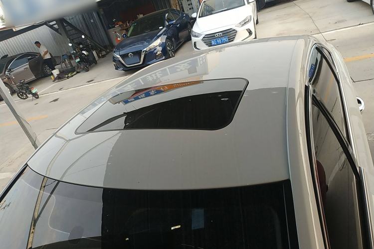 Used Roewe i6 2020 PLUS 1.6L CVT 4G Connected Glory Flagship Edition