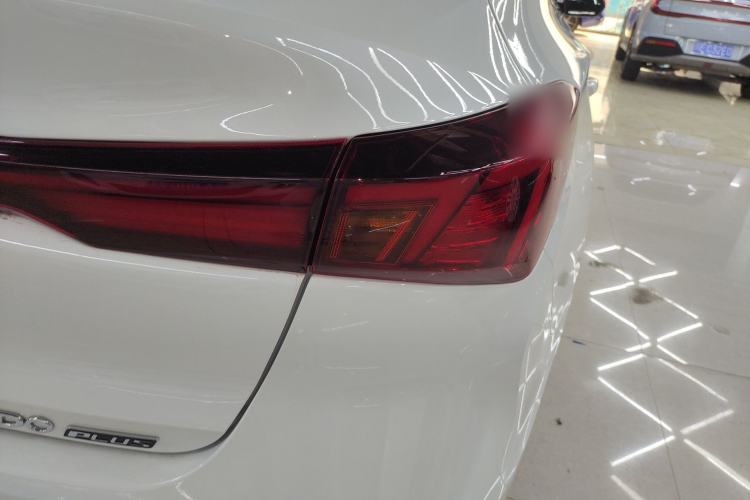 Used CHANGAN Eado 2025 PLUS 1.4T Dual-Clutch High-Energy Version Right Rear Taillight