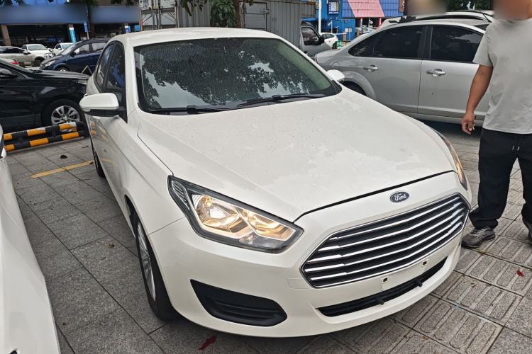 Used Ford Escort 2017 Revised Version 1.5L Manual Comfort Edition
