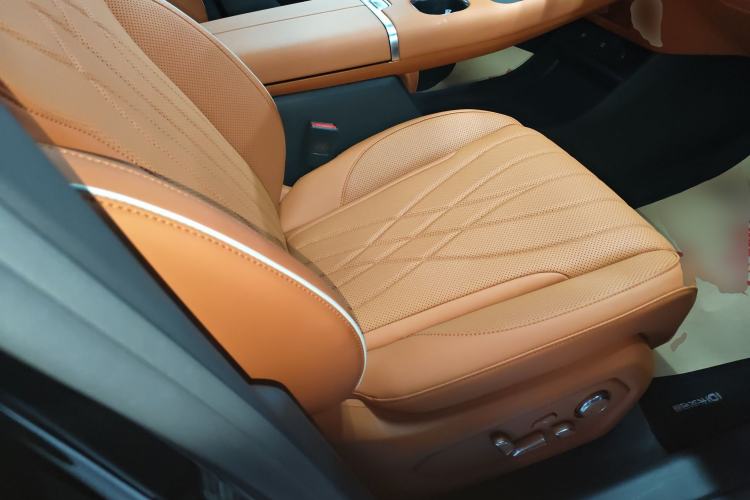 Used CHANGAN NEVO Q07 2025 Model 215 Laser Flagship PLUS
