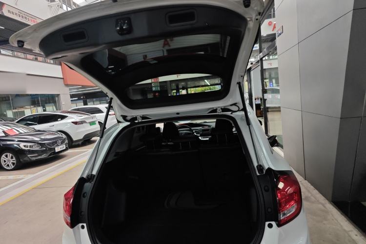 Used Honda Jade 2017 1.8L automatic Comfort version 5 seats
