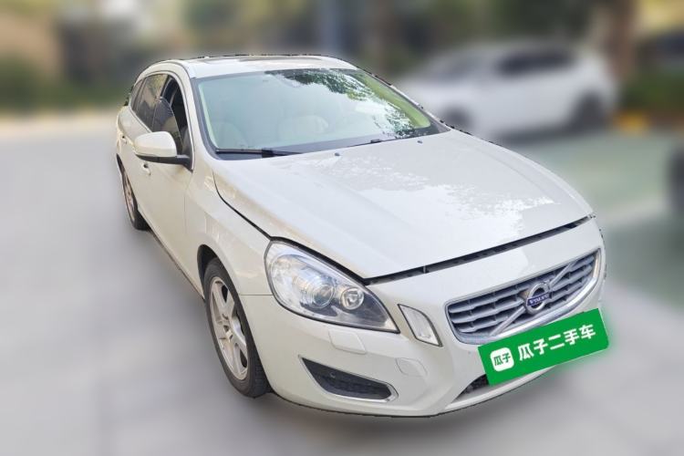 Used Volvo V60 2013 T5 Zhiya Edition