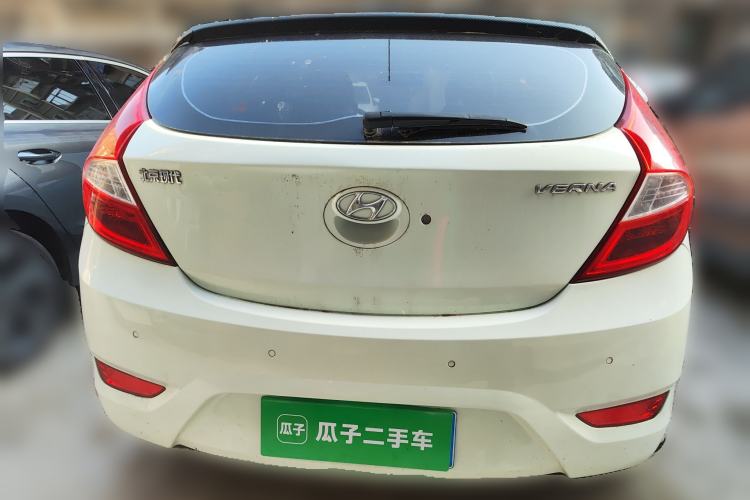 Used Hyundai Verna Ray 2014 1.4L Automatic GLX
