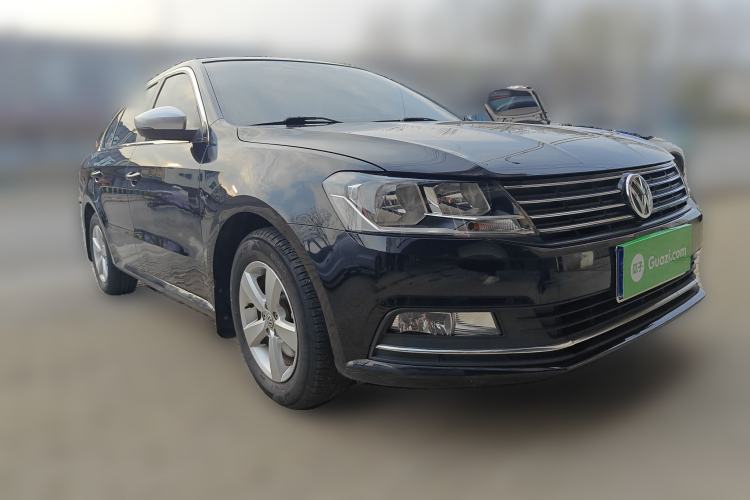 Used Volkswagen Lavida 2015 1.6L Manual Fashion Edition