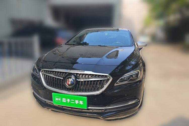 Used Buick LaCrosse 2018 28T Luxury Model Front