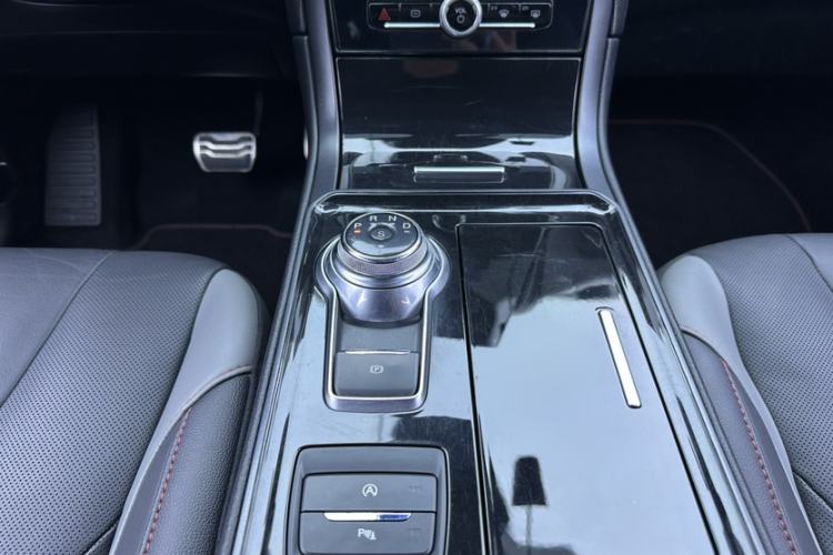 Used Ford Edge 2020 EcoBoost 245 4x4 ST-Line 7-Seater
