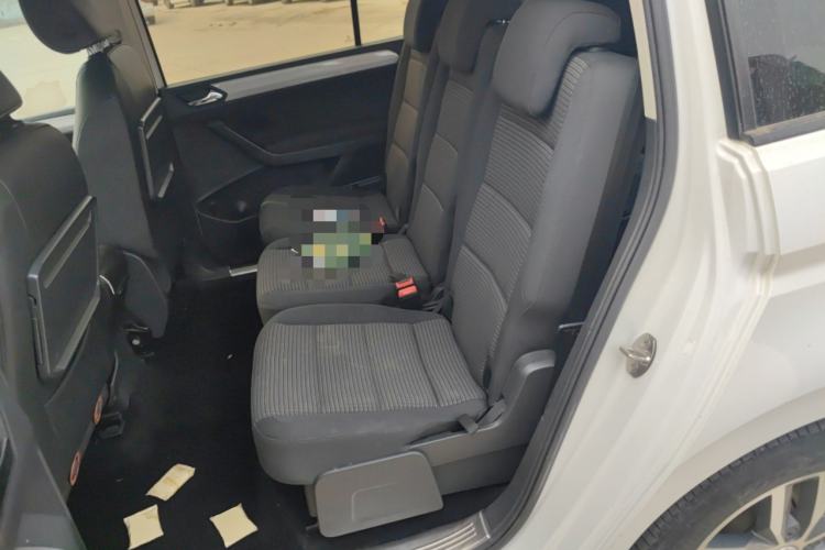 Used Volkswagen Touran 2016 Volkswagen Touran L 280TSI Manual Trend Edition Left Rear Seat