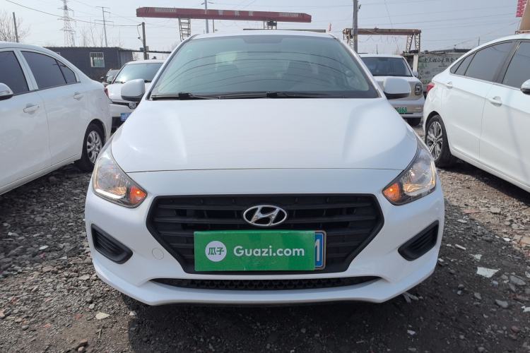 Used Hyundai Verna (older generation) 2017 1.4L Manual Refreshed Version China VI Standard
