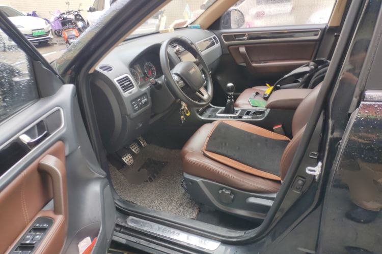 Used Yema T70 2016 Upgraded Model 1.5T Manual Leading Version Driver Seat