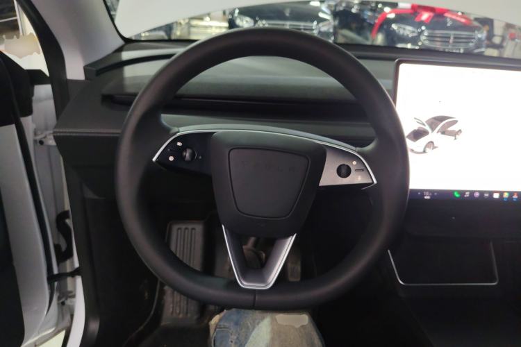 Used Tesla Model Y 2025 Rear-Wheel Drive First Edition
