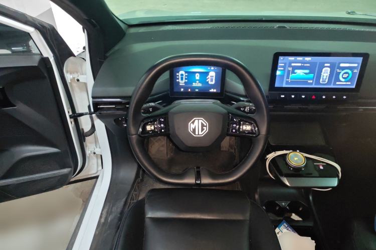 Used MG 4 EV 2022 425 km Luxury Edition
