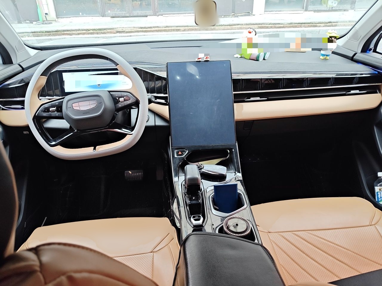 Geely Auto FX11 2023 1.5TD DCT Prestige Edition — снимка 9