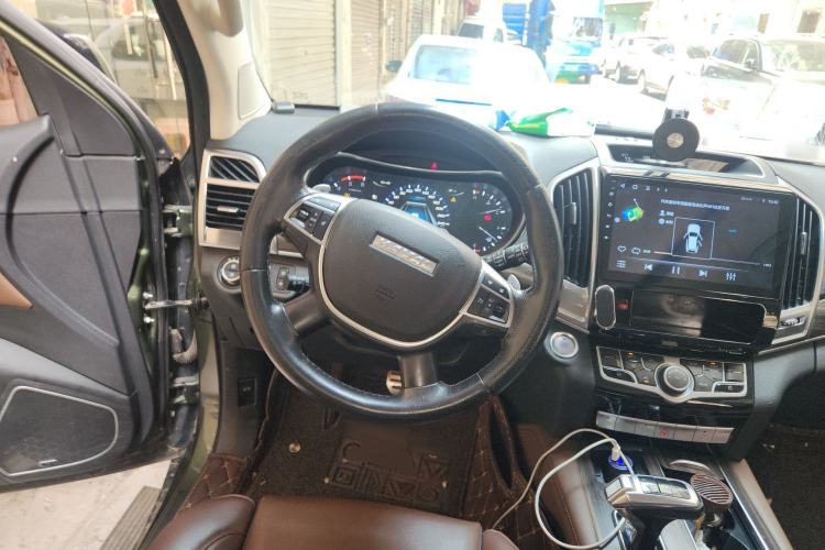 Used Haval H9 2017 2.0T Diesel 4x4 Premium 5-Seater Steering Wheel