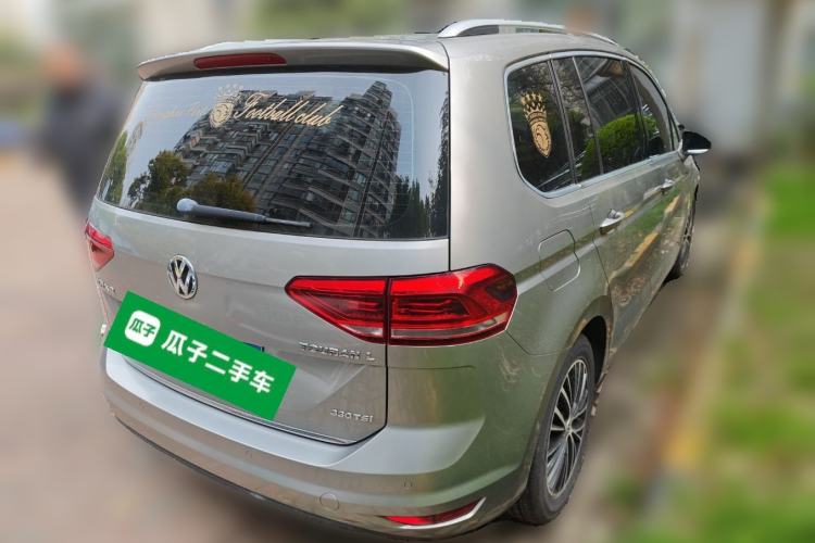 Used Volkswagen Touran 2016 Volkswagen Touran L 330TSI DSG Luxury Edition Rear Right 45 Deg