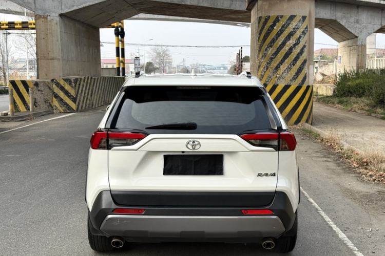 Used Toyota RAV4 2020 2.0L CVT Two-Wheel Drive Fashion PLUS Edition