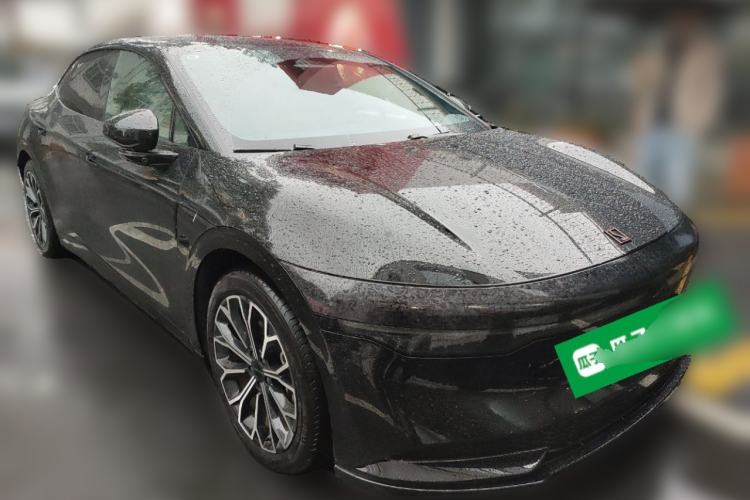 Used Zeekr 007 2024 Four-Wheel Drive Version 75 kWh Front Right 45 Deg