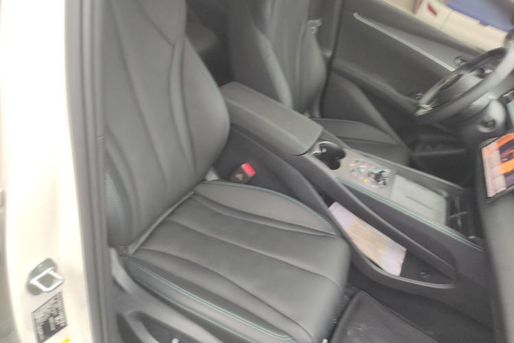 Used BYD Seal 06 New Energy 2025 DM-i Smart Drive 120KM Deluxe Model
